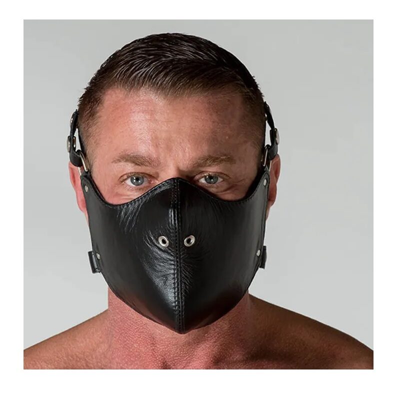 Száj maszk bőrből.