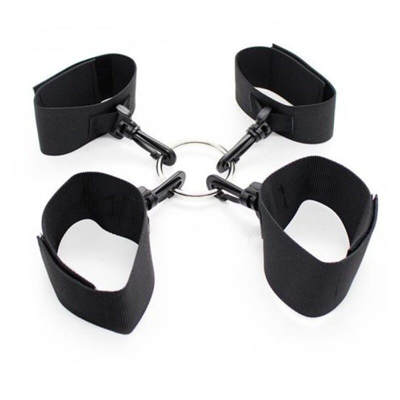 Nylon ,erős bilincsek kézre vagy lábra.