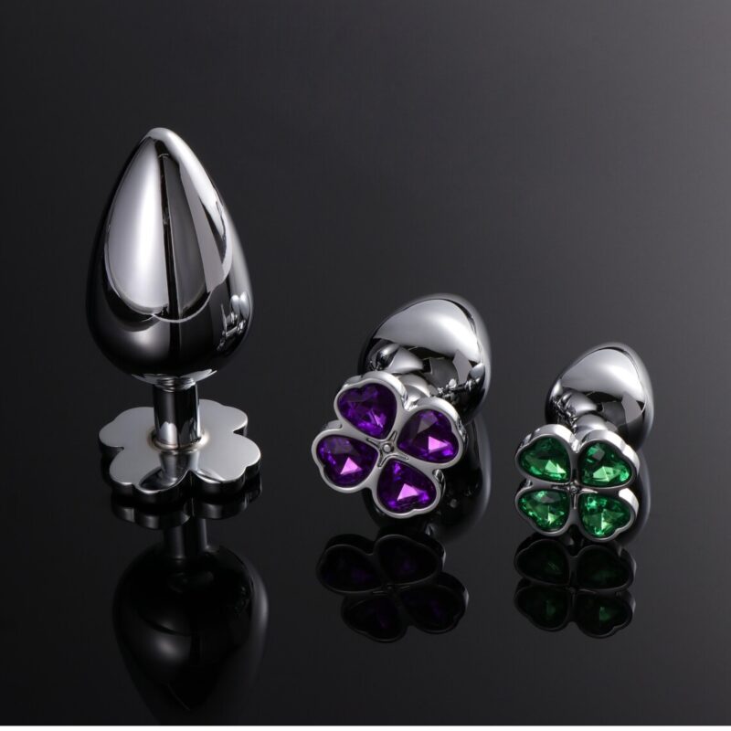 Flower Metal Anal Plug -közepes. Zöld kővel