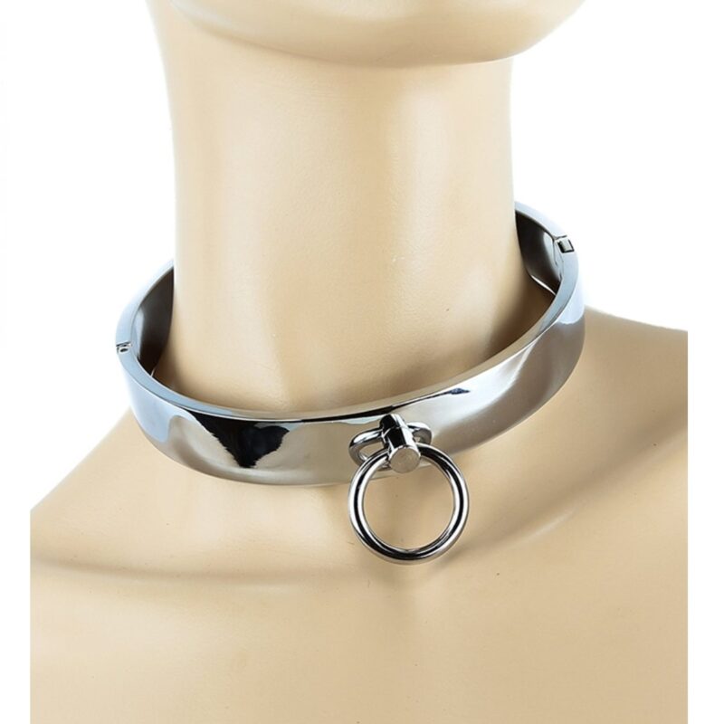 Acél nyakörv karikával. Belső átmérő:10,5cm