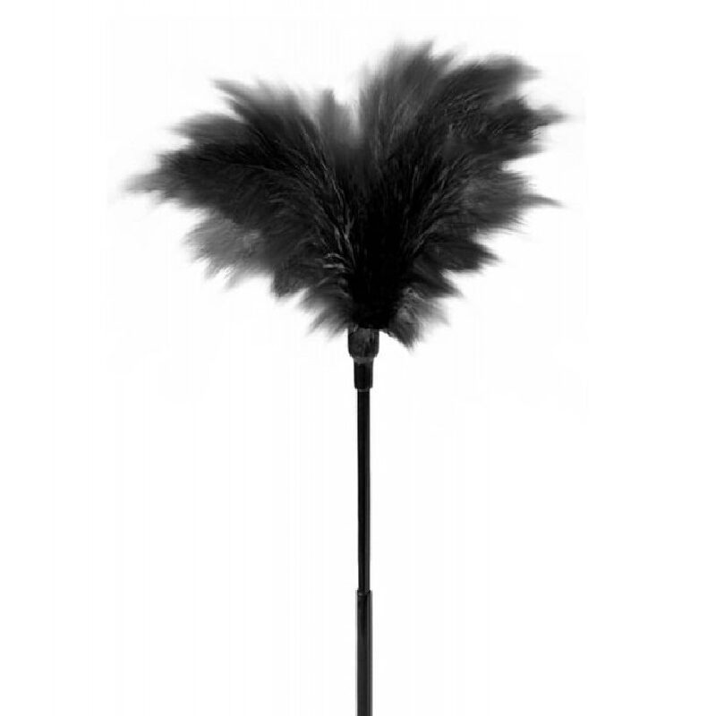 Csikiző pihe puha tollakból. fekete