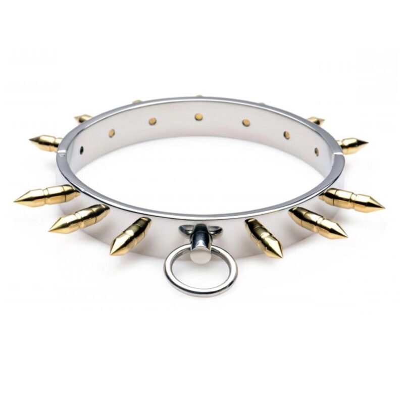 Acél nyakörv sárgaréz tüskékkel.