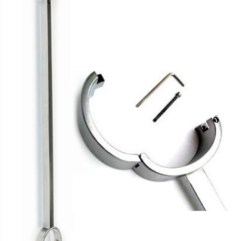 Acél lábbilincsek rúddal.