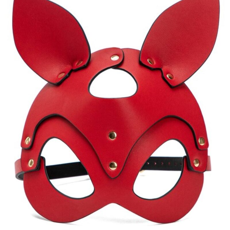 Cicamaszk,vegan bőr,piros,szegecses.