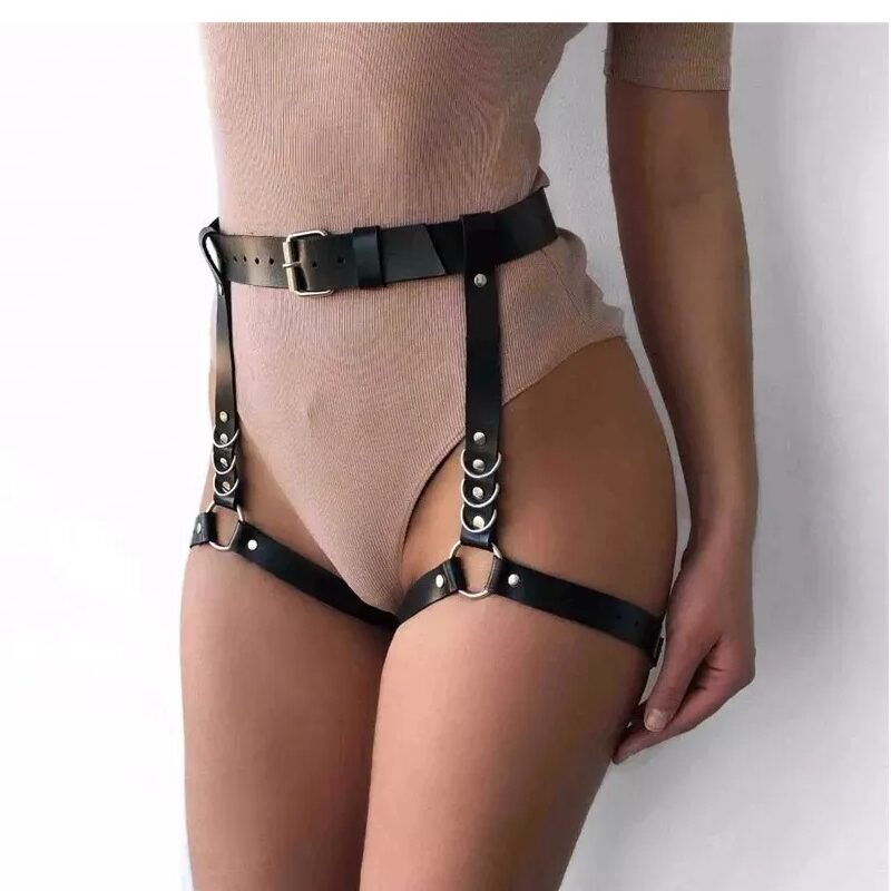 Róma ,harness női alsó.