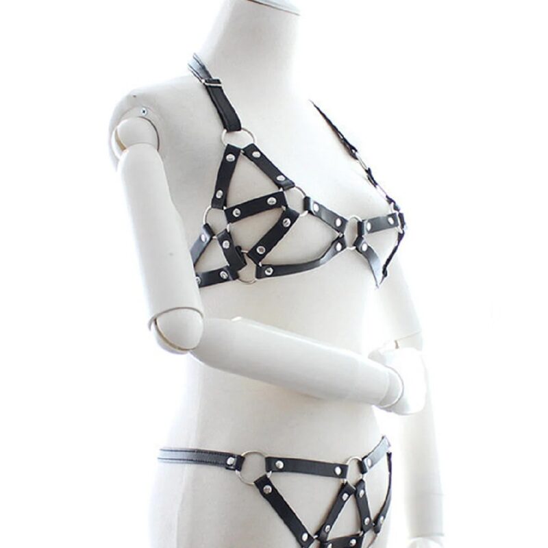 Fanny női szíjruha szett.