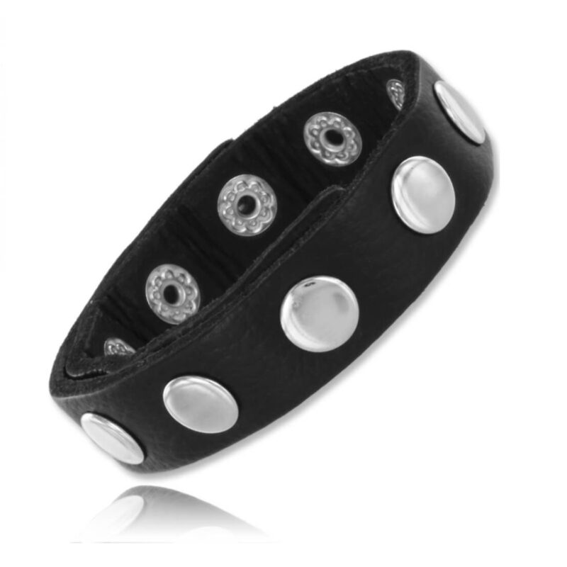 Bőr végig patent péniszgyűrű.