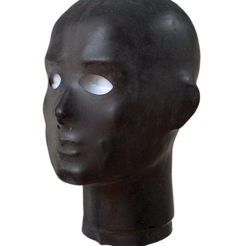 Rubber anatomisch mask.
