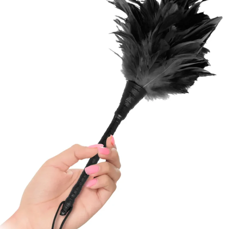 Frisky Feather Duster Csikiző Piros