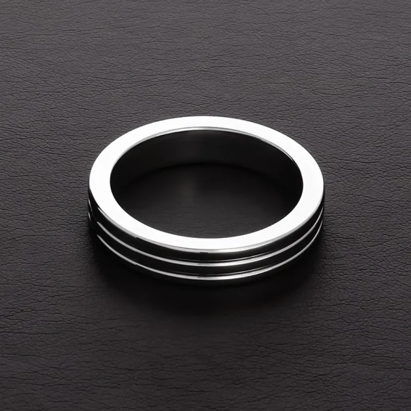 Bordás fém péniszgyűrű,orvosi fémből. Belső átmérő:55mm